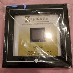 NEW Z Palette small created for Boxycharm